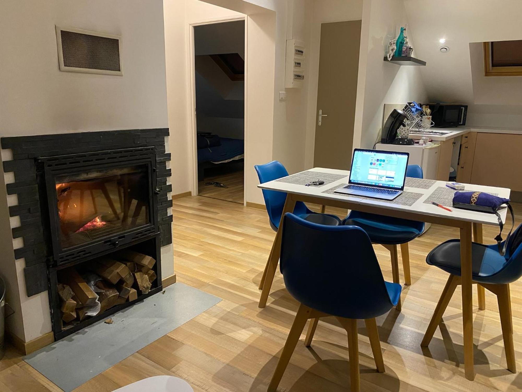 Appart' Terrasse Vue Exceptionnelle 1Er Etage Montbéliard Eksteriør bilde